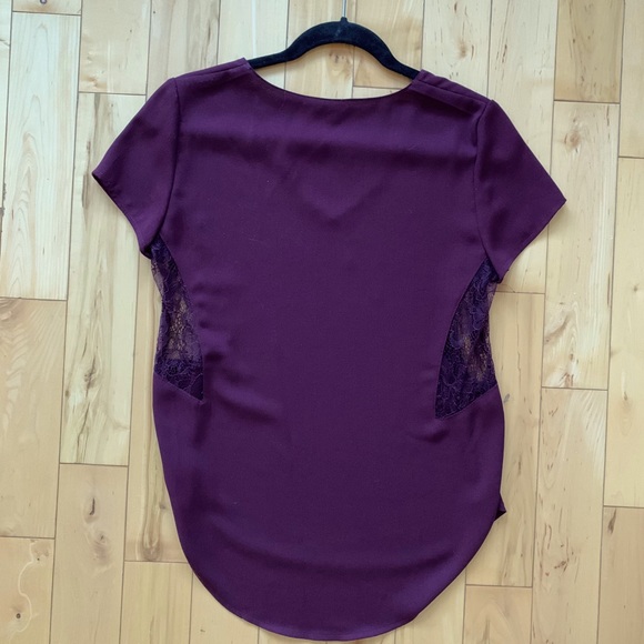 Short Sleeve Top with Lace - Picture 4 of 5